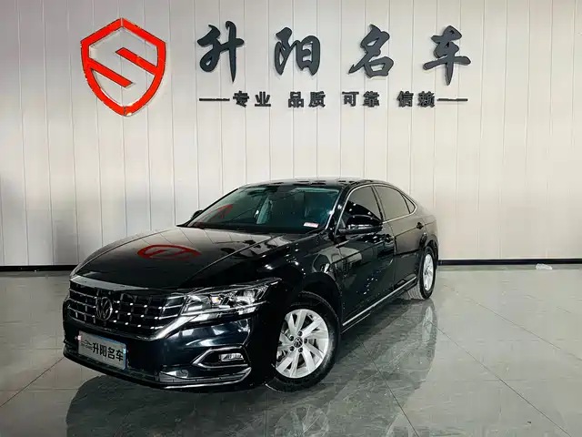 VOLKSWAGEN PASSAT 2021