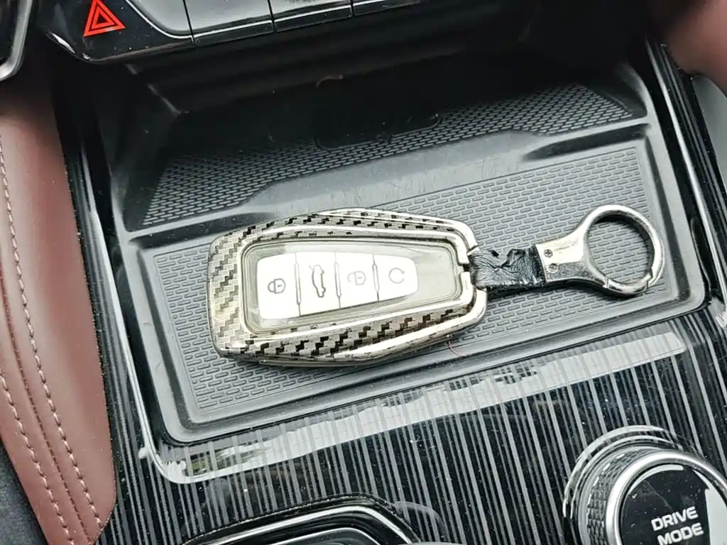 Geely Xingyue L — миниатюра 9