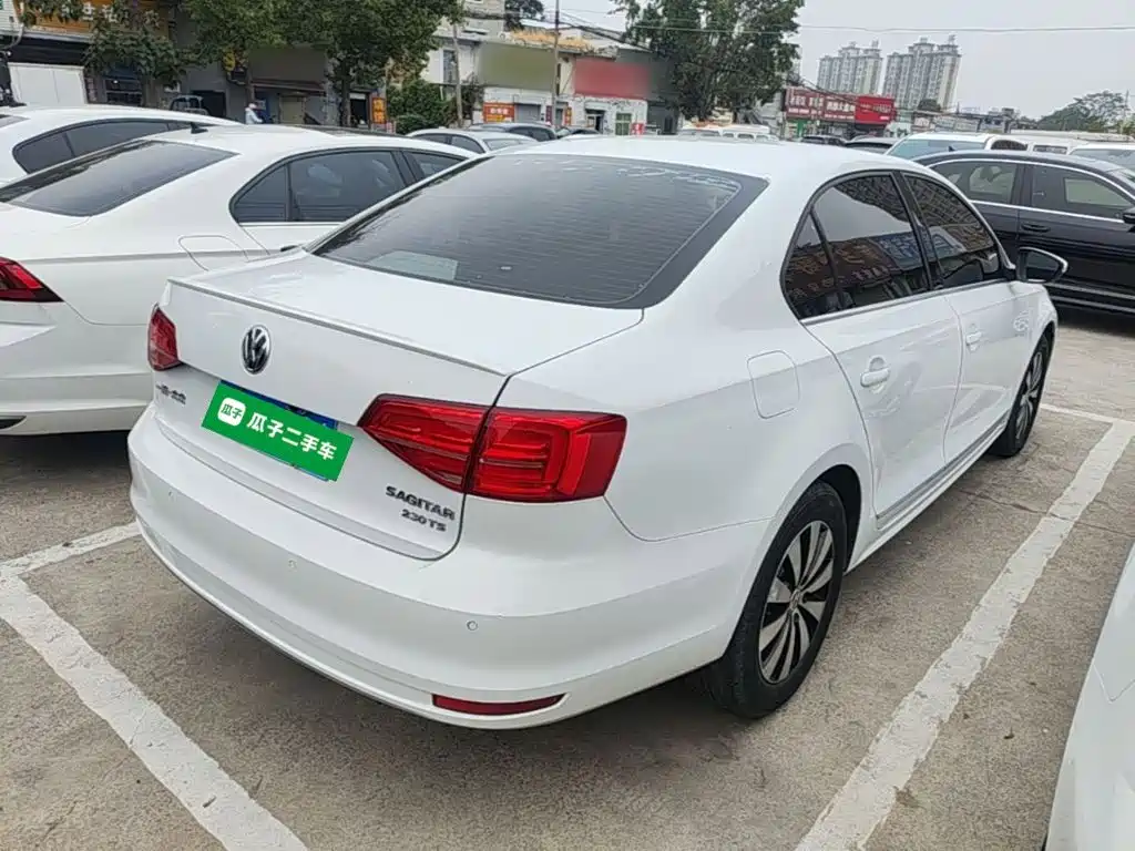 Volkswagen Sagitar — миниатюра 7