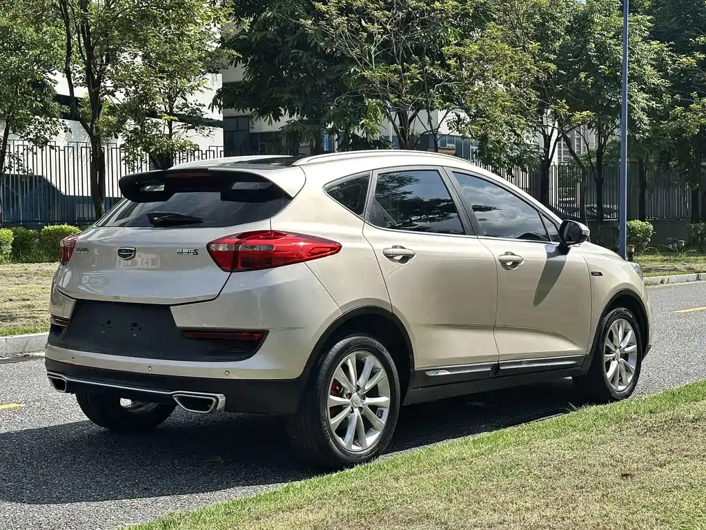 Geely Emgrand GS — миниатюра 6