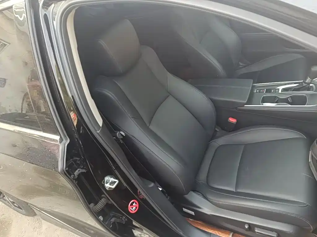Honda Accord — миниатюра 25