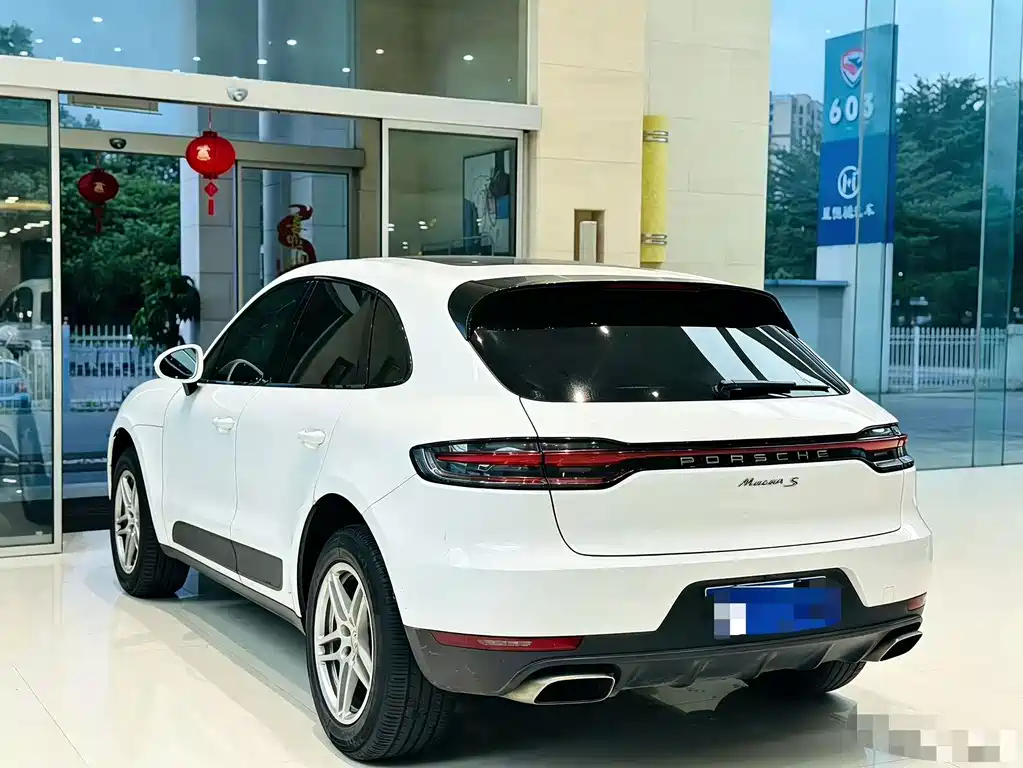 Porsche Macan — миниатюра 7