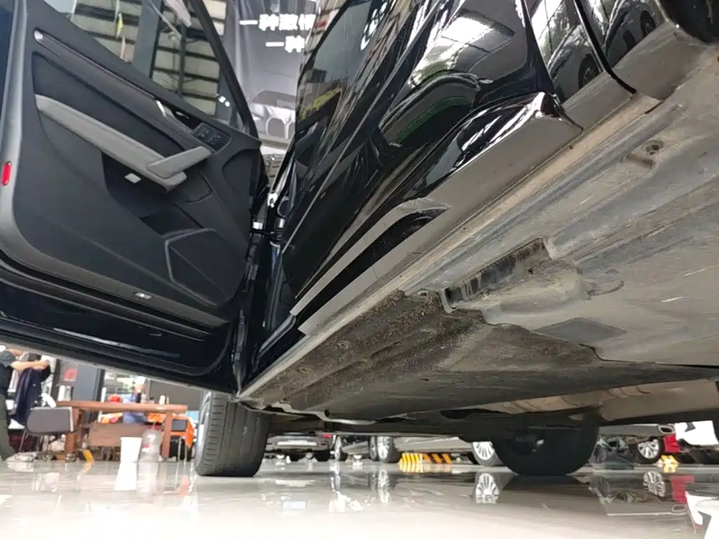 Audi Q5L Sportback — миниатюра 22