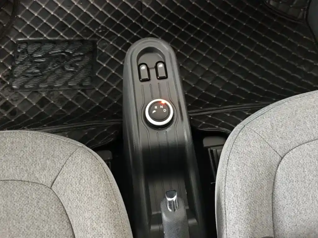 Wuling MINIEV — миниатюра 14