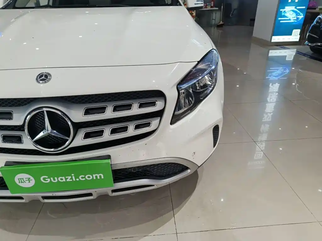 Mercedes-Benz GLA — миниатюра 24