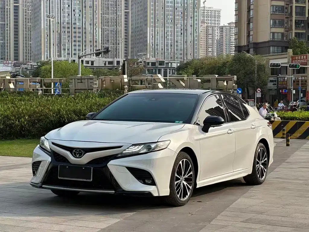 Toyota Camry 2018