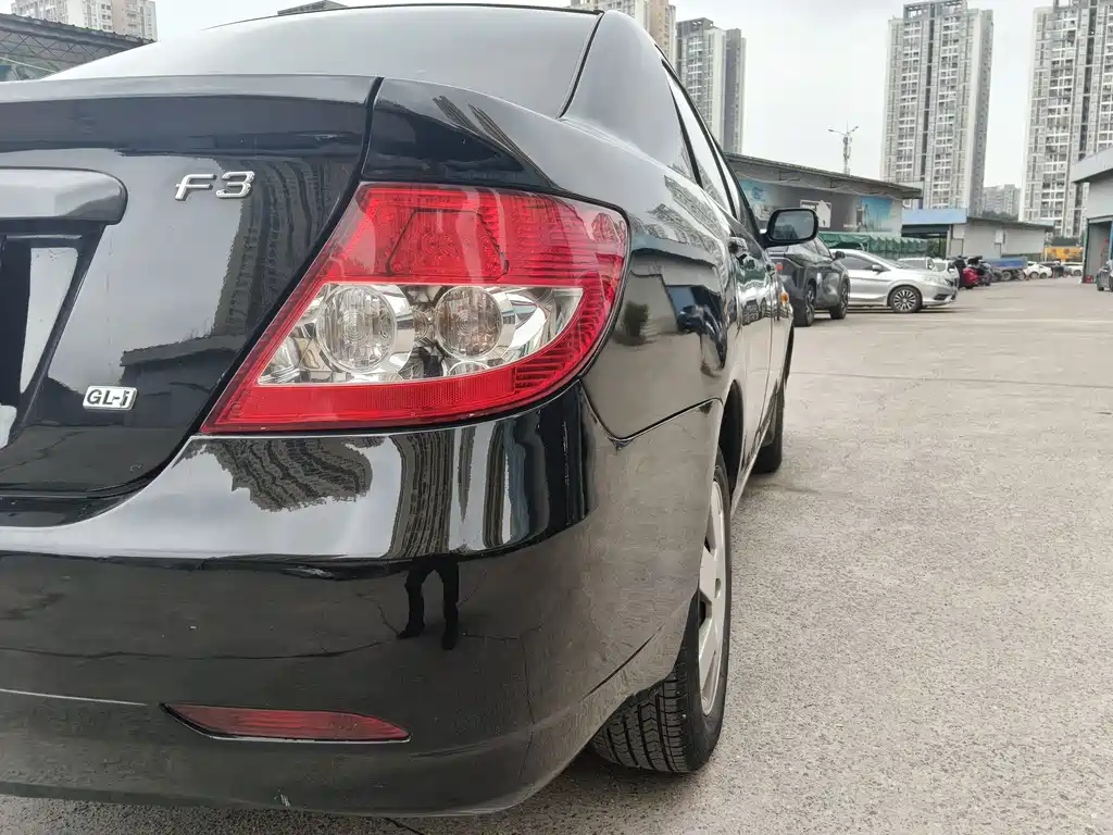 BYD F3