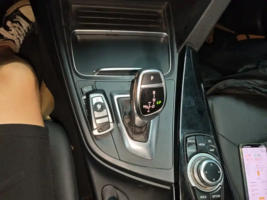 BMW 3 Series — миниатюра 14