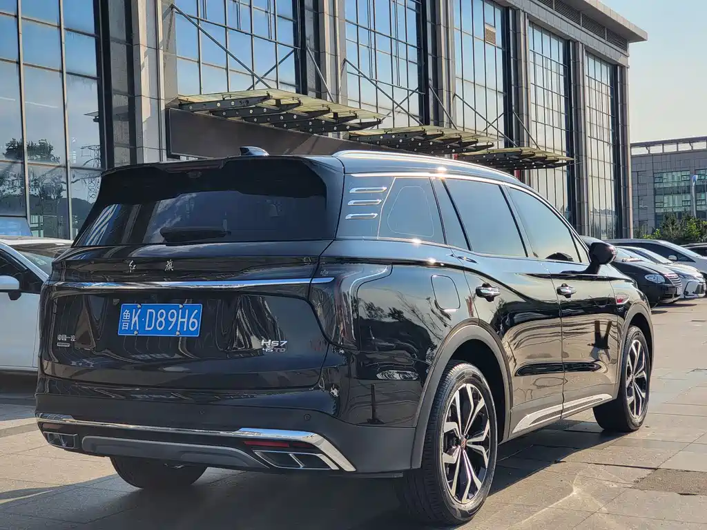 Hongqi HS7 2024 2.0T AT мест