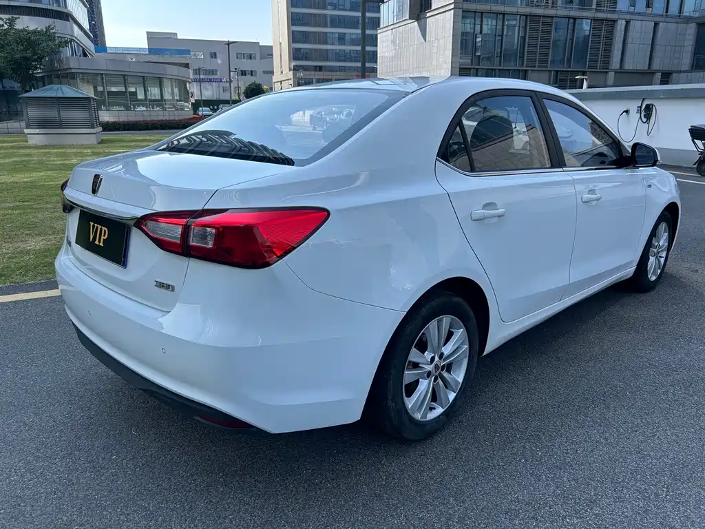 Roewe 360 — миниатюра 5