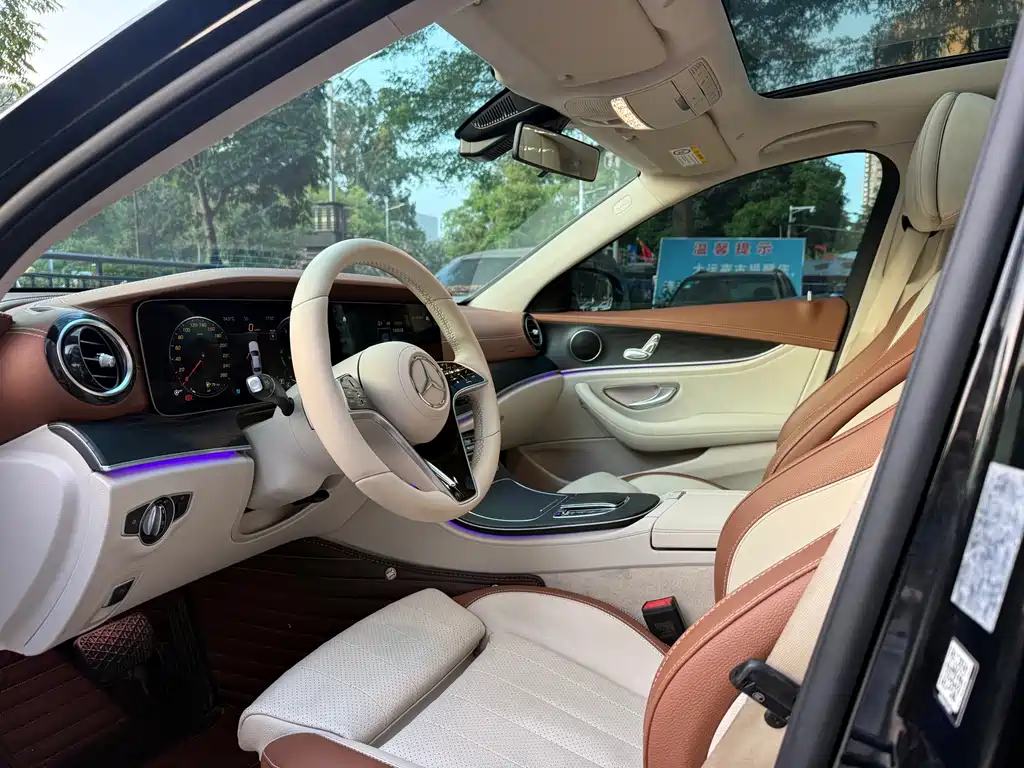 Mercedes-Benz E-Class — миниатюра 8