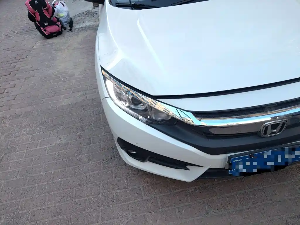 Honda Civic — миниатюра 7