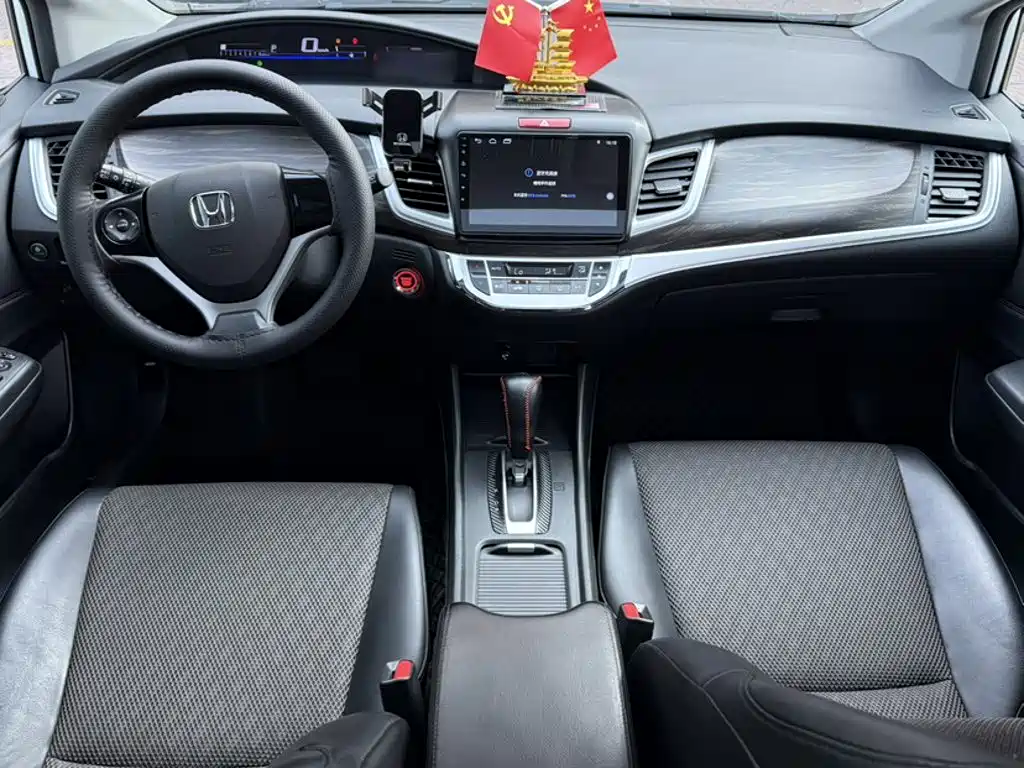Honda Jade — миниатюра 8