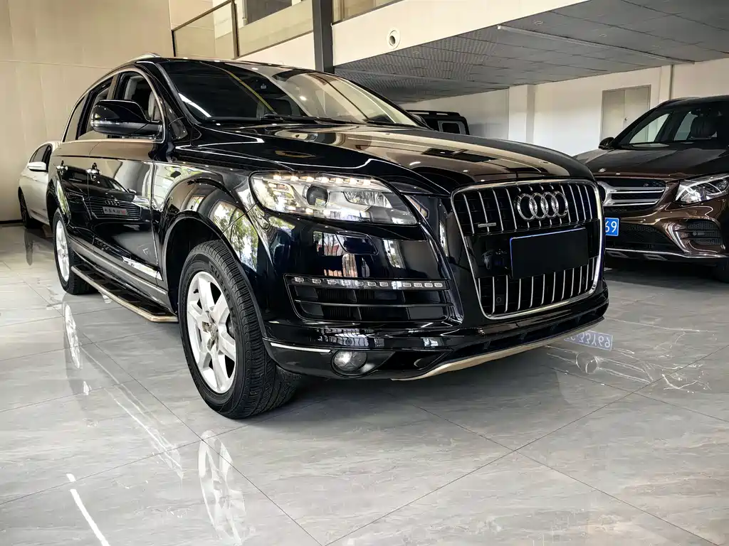 Audi Q7 — миниатюра 3