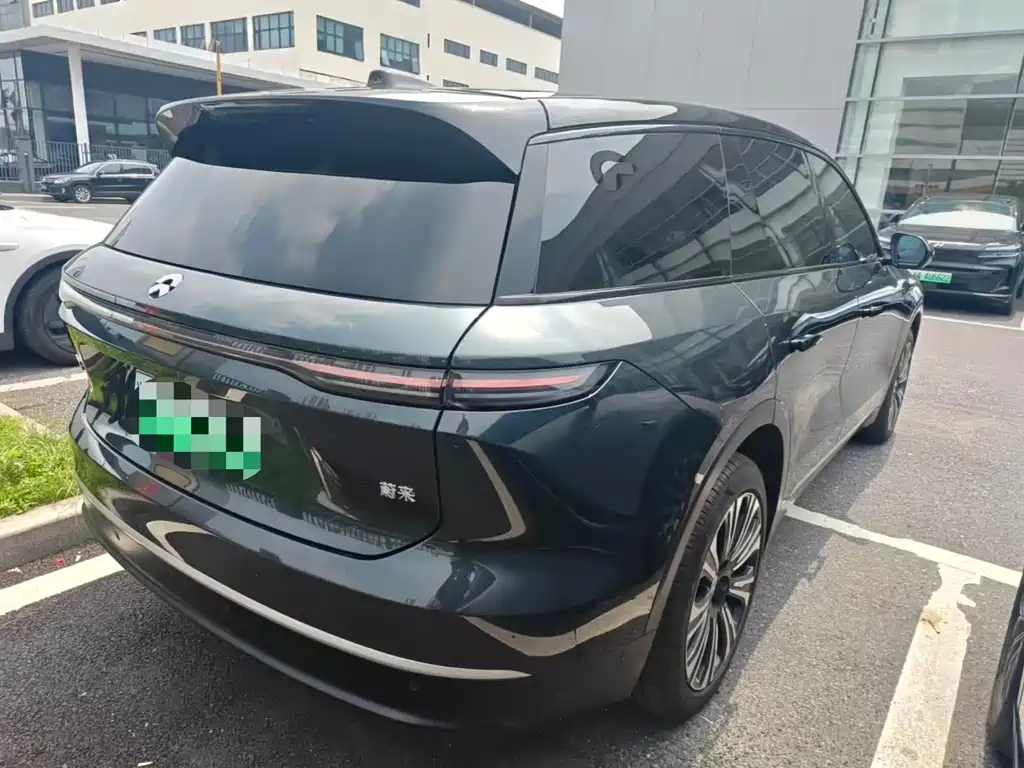 NIO ES8 2024 75kWh