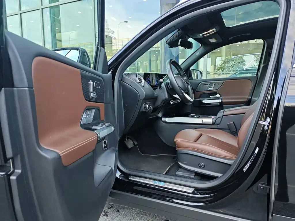 Mercedes-Benz EQB — миниатюра 4