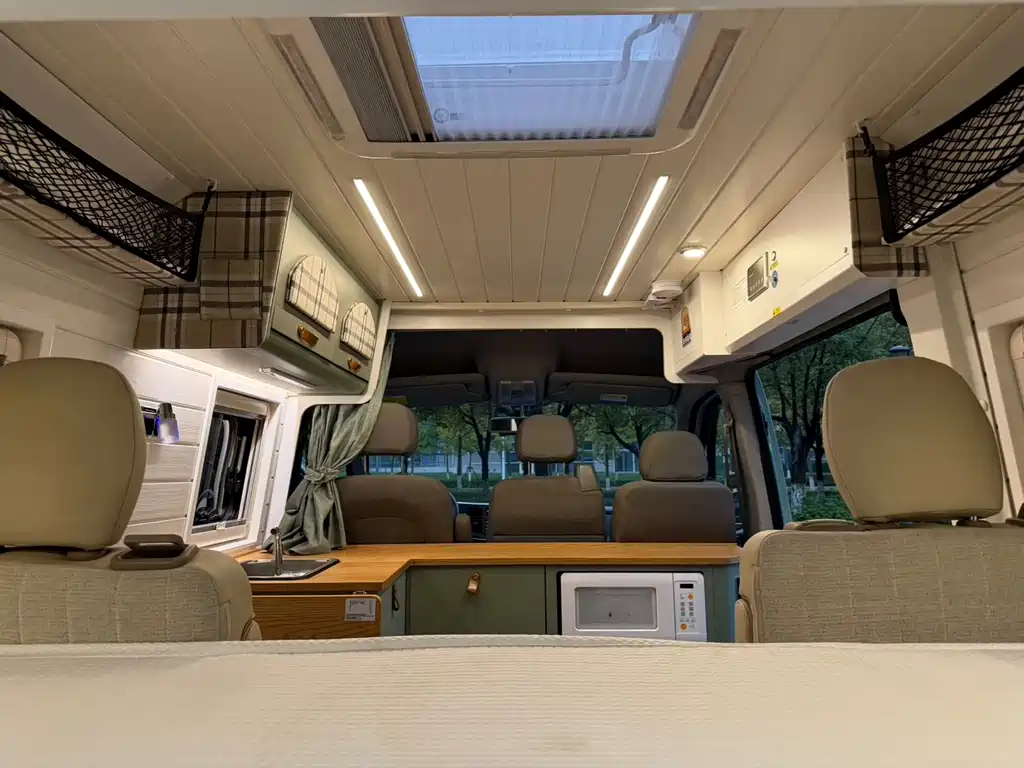 MAXUS V80 RV — миниатюра 24