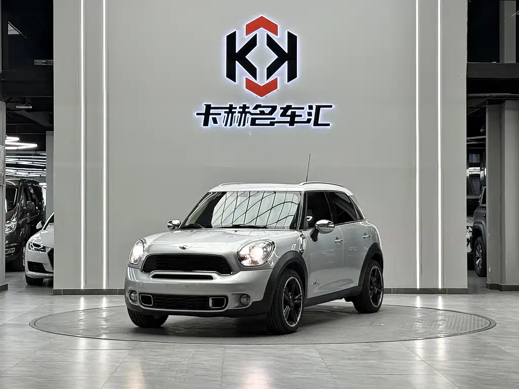 Mini Mini Countryman 2011