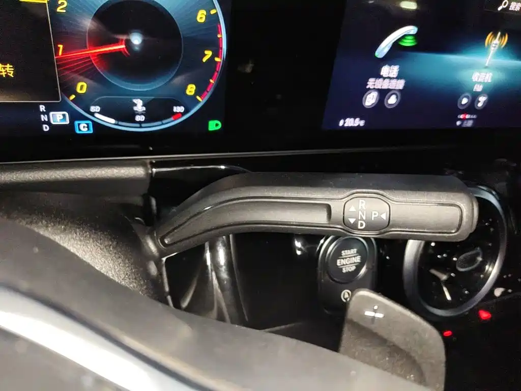 Mercedes-Benz GLA — миниатюра 19