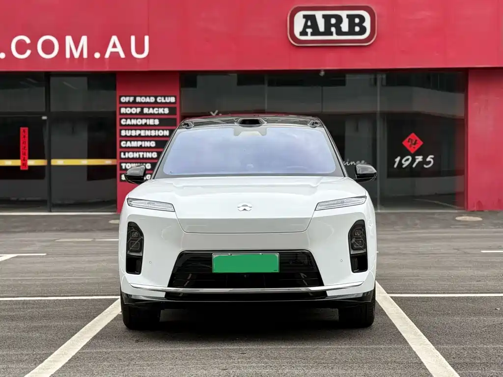 NIO ES8 — миниатюра 2