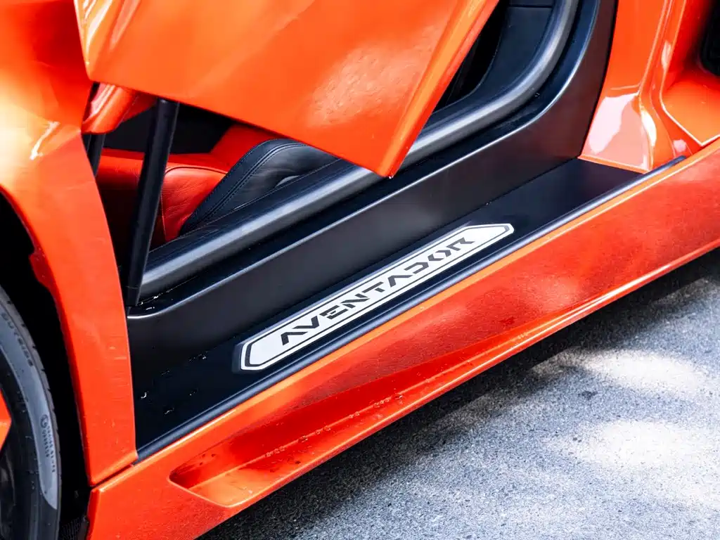 Lamborghini Aventador — миниатюра 12