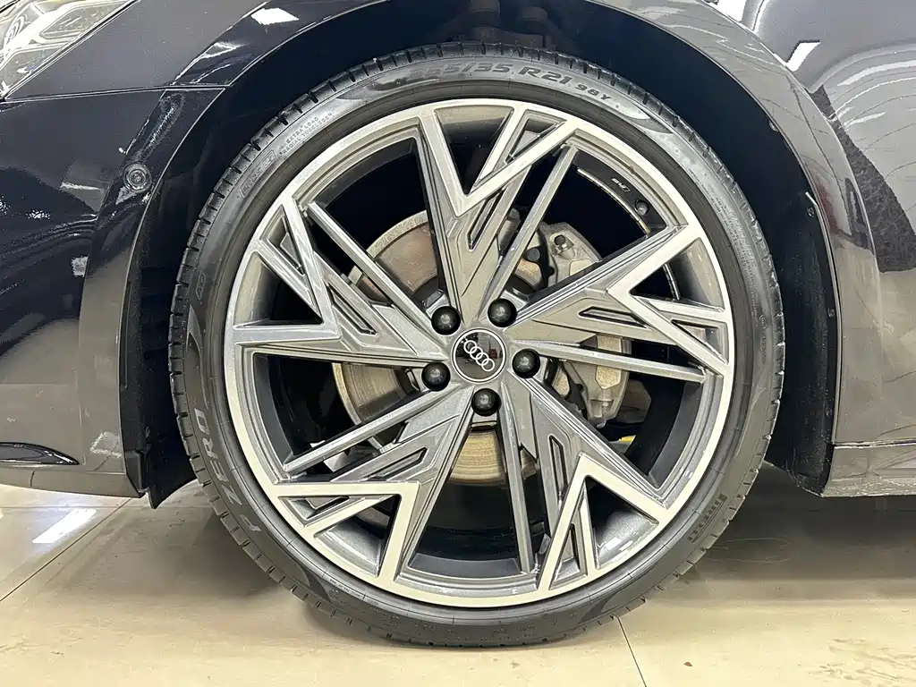 Audi A7L — миниатюра 21