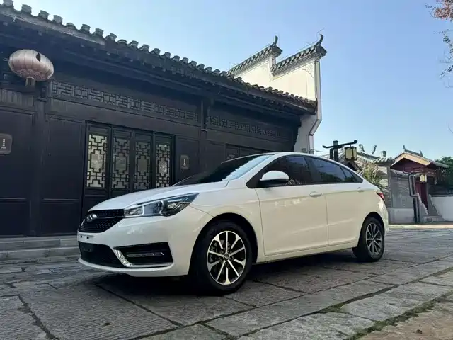 CHERY ARRIZO 5
