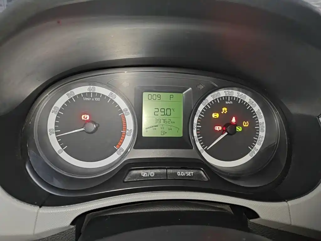 Skoda Fabia — миниатюра 12