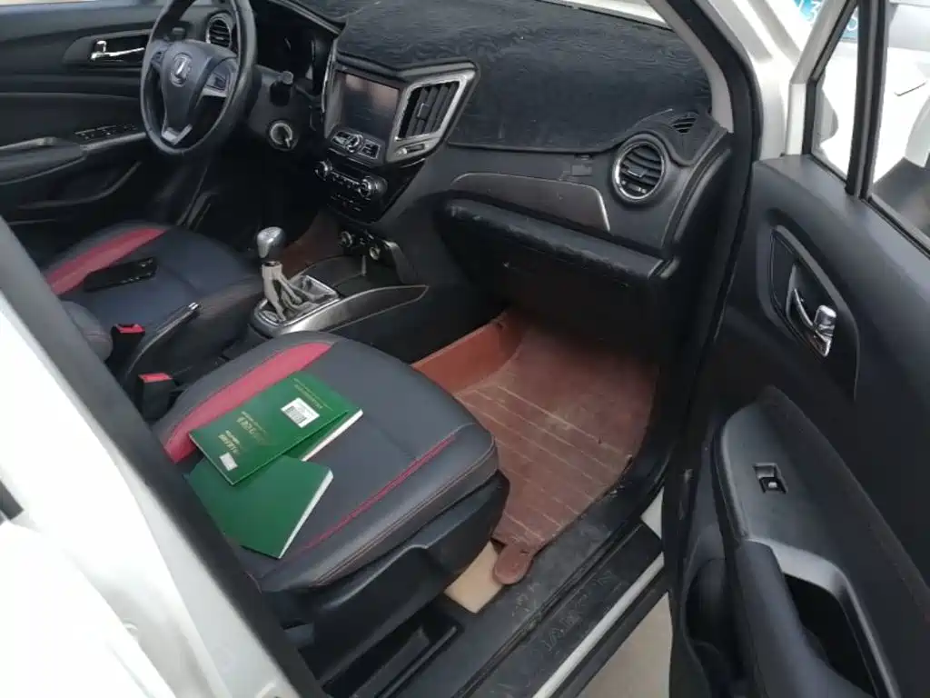 Changan CS15 — миниатюра 9