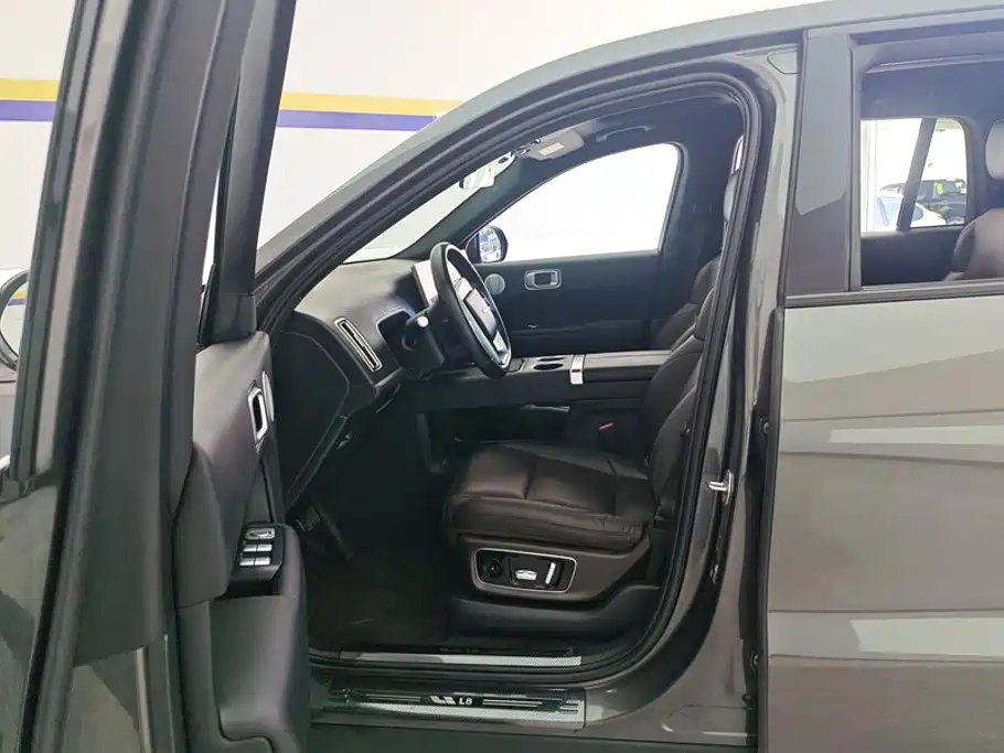 Li Auto Li L8 — миниатюра 9