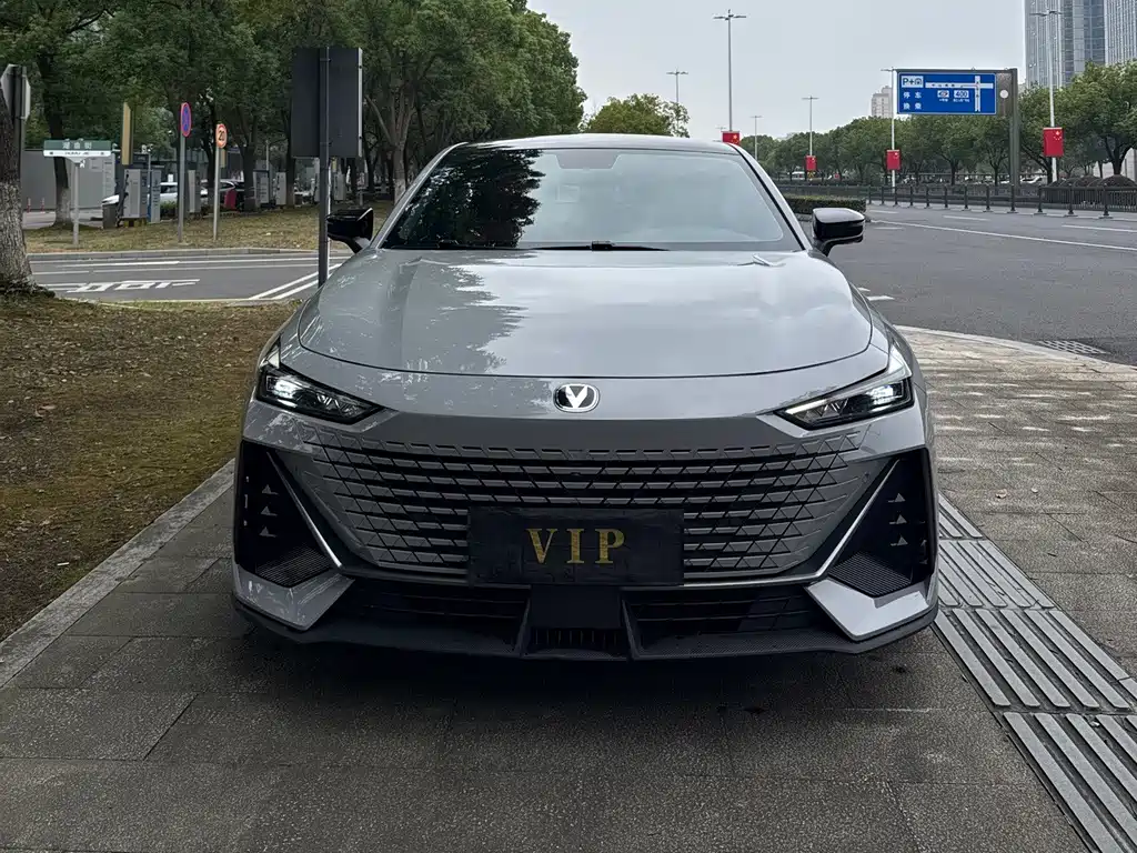 Changan UNI-V — миниатюра 2