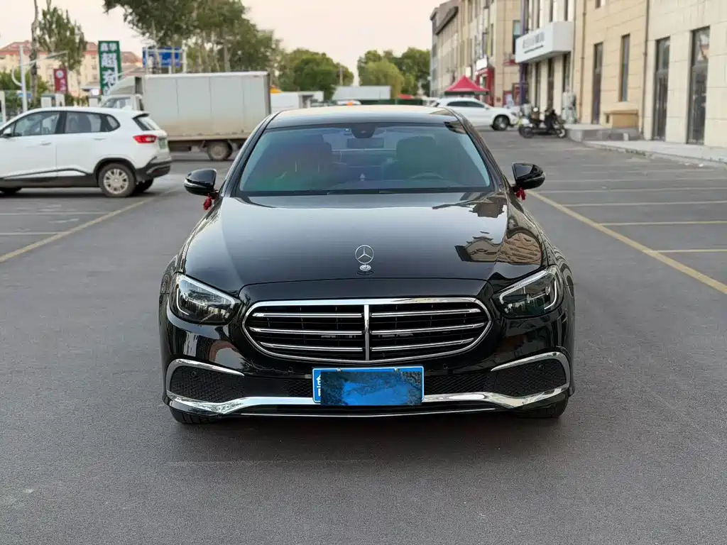 Mercedes-Benz E-Class 2021