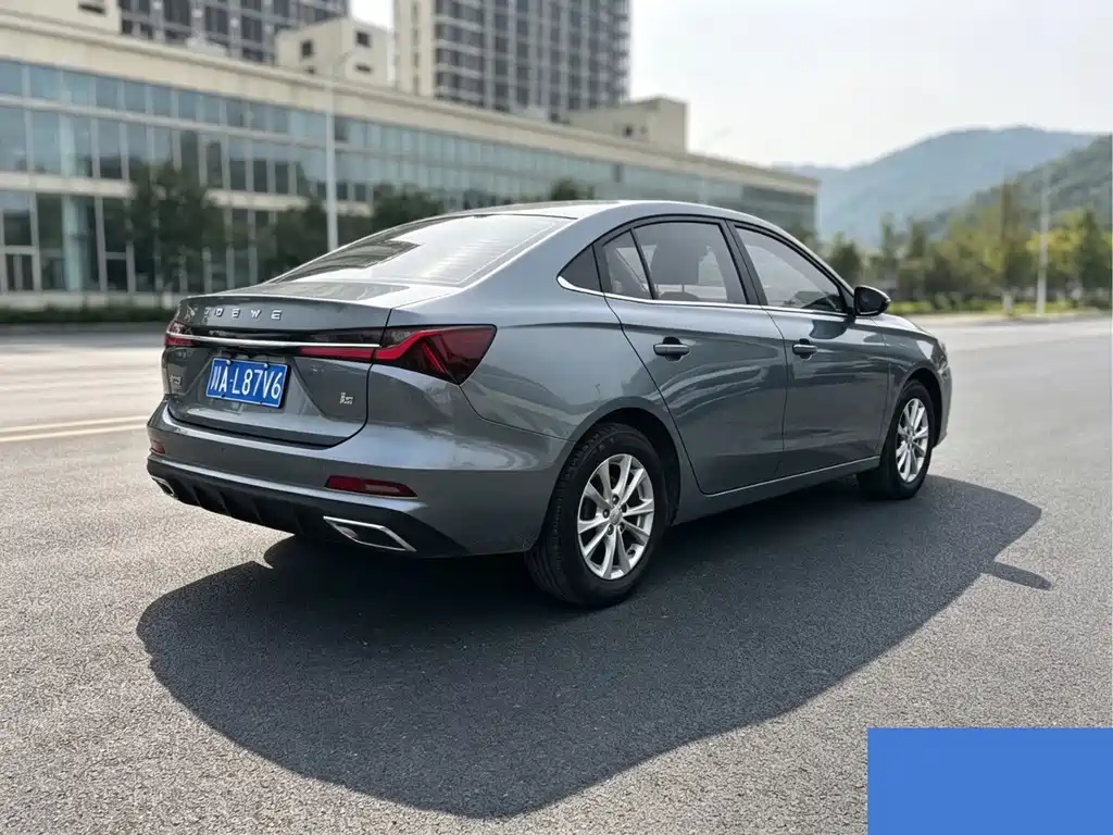Roewe i5 — миниатюра 6