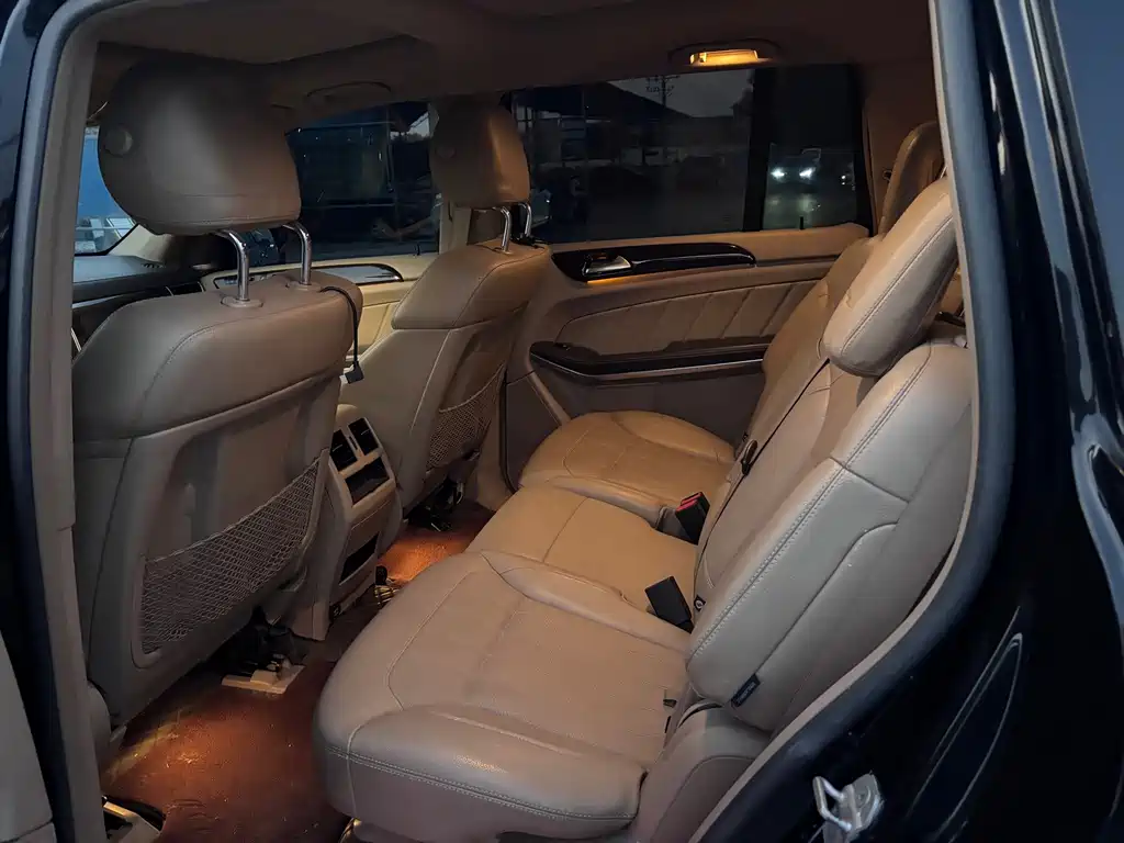 Mercedes-Benz GL-Class — миниатюра 5