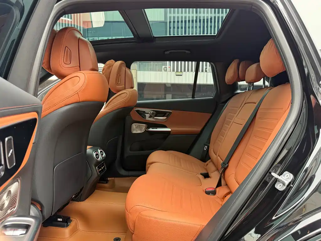 Mercedes-Benz GLC — миниатюра 21
