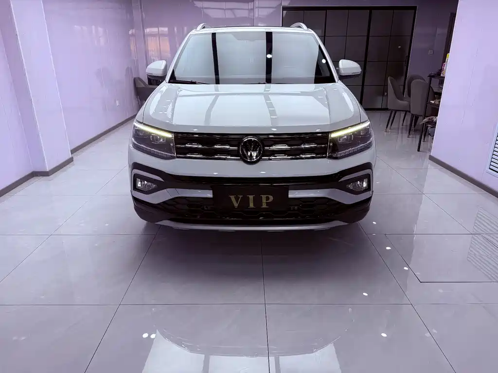 Volkswagen T-Cross — миниатюра 2