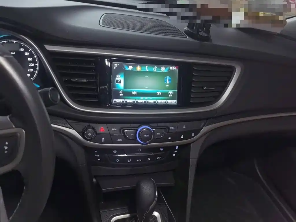 Buick Excelle — миниатюра 6