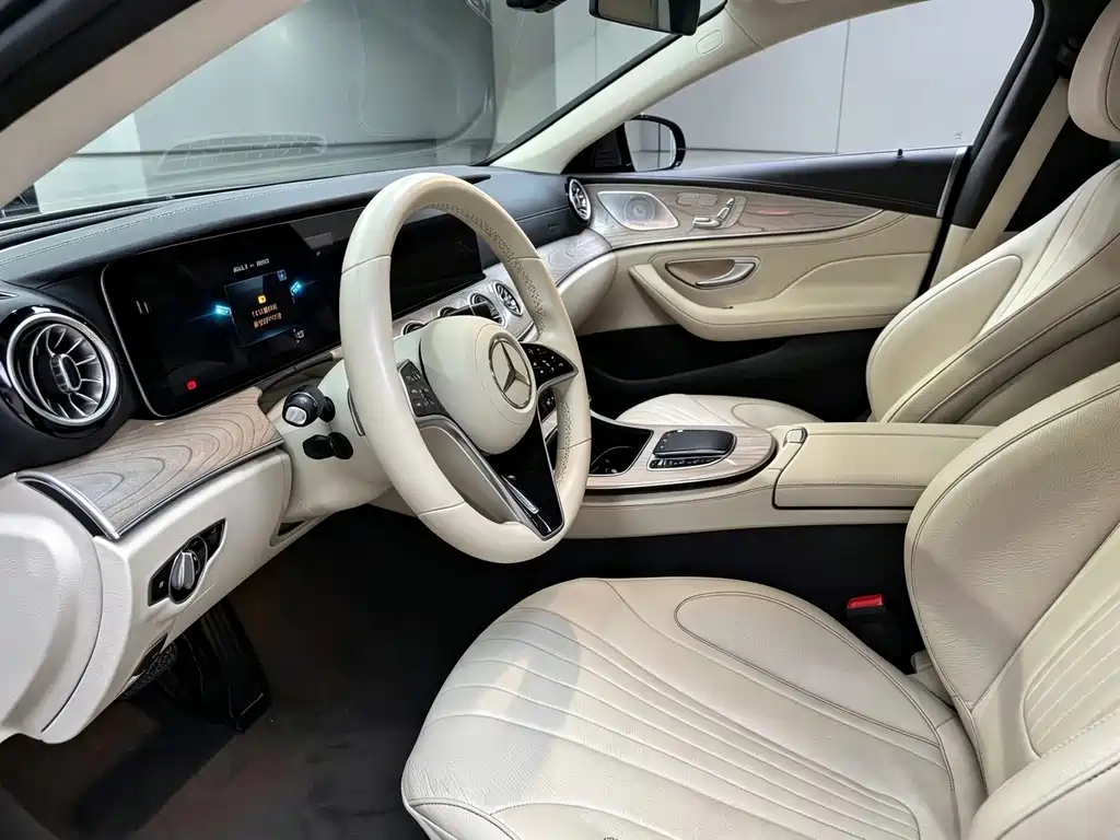 Mercedes-Benz CLS — миниатюра 4