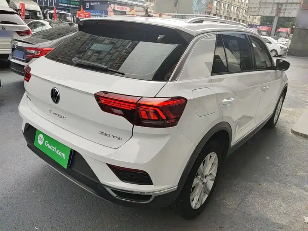 Volkswagen T-Roc — миниатюра 7