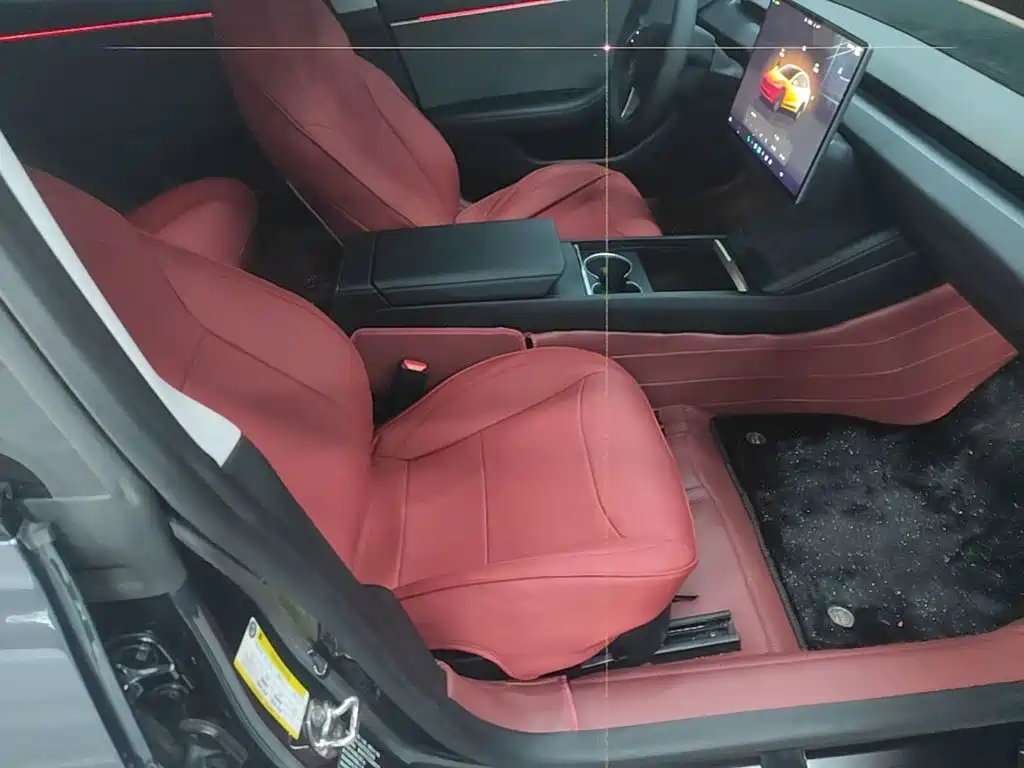 Tesla Model 3 — миниатюра 25