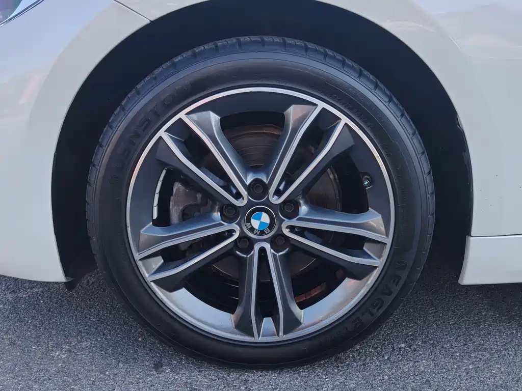 BMW 1 Series — миниатюра 10