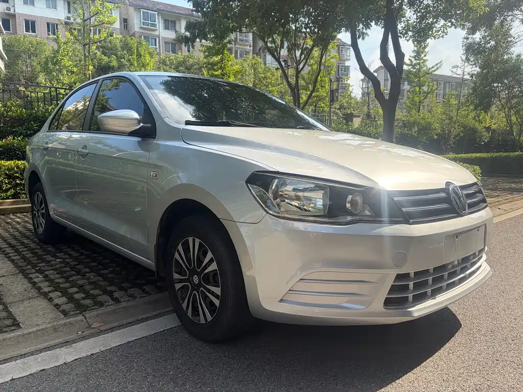 Volkswagen Jetta — миниатюра 2