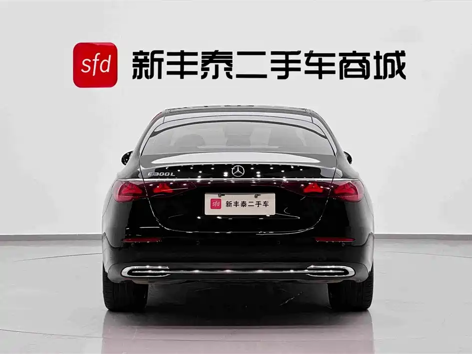 Mercedes-Benz E-Class — миниатюра 7