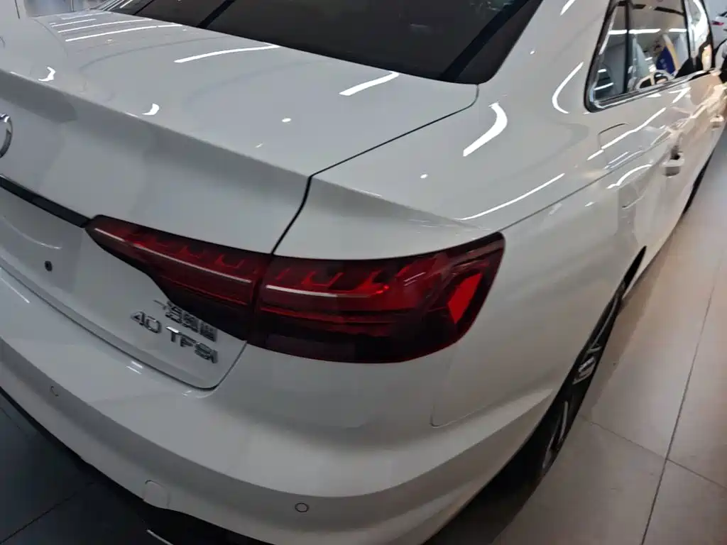 Audi A4L — миниатюра 8