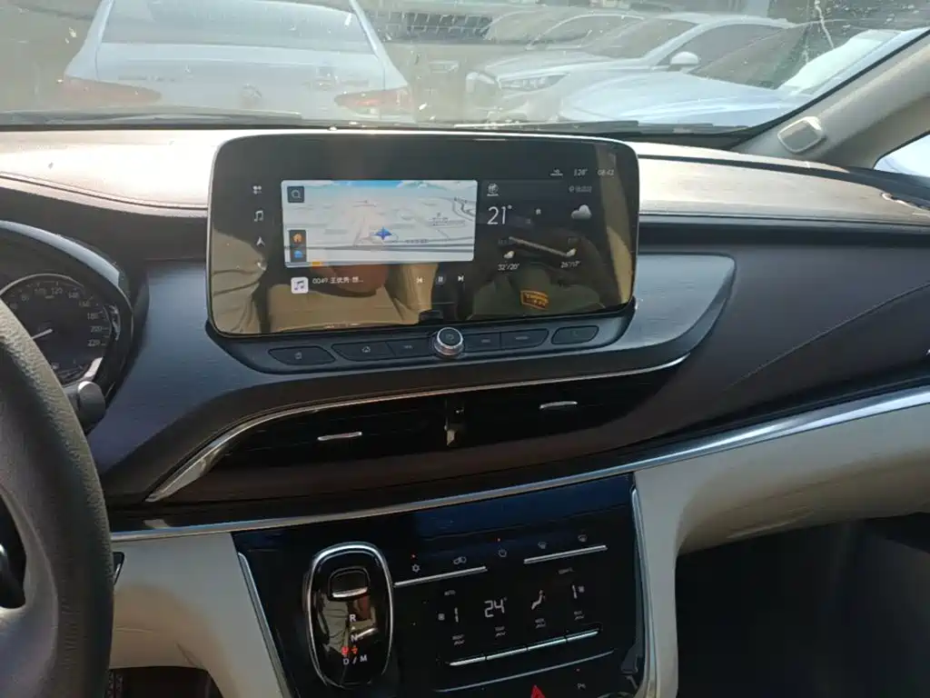 Buick GL8 — миниатюра 13