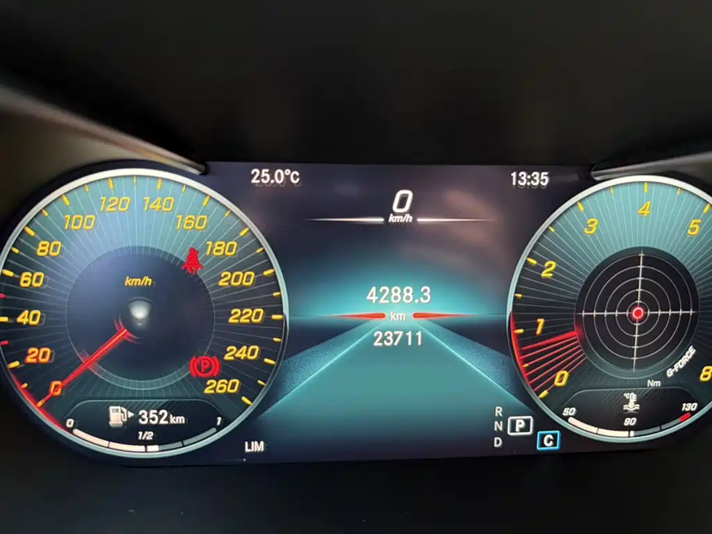 Mercedes-Benz GLC — миниатюра 9