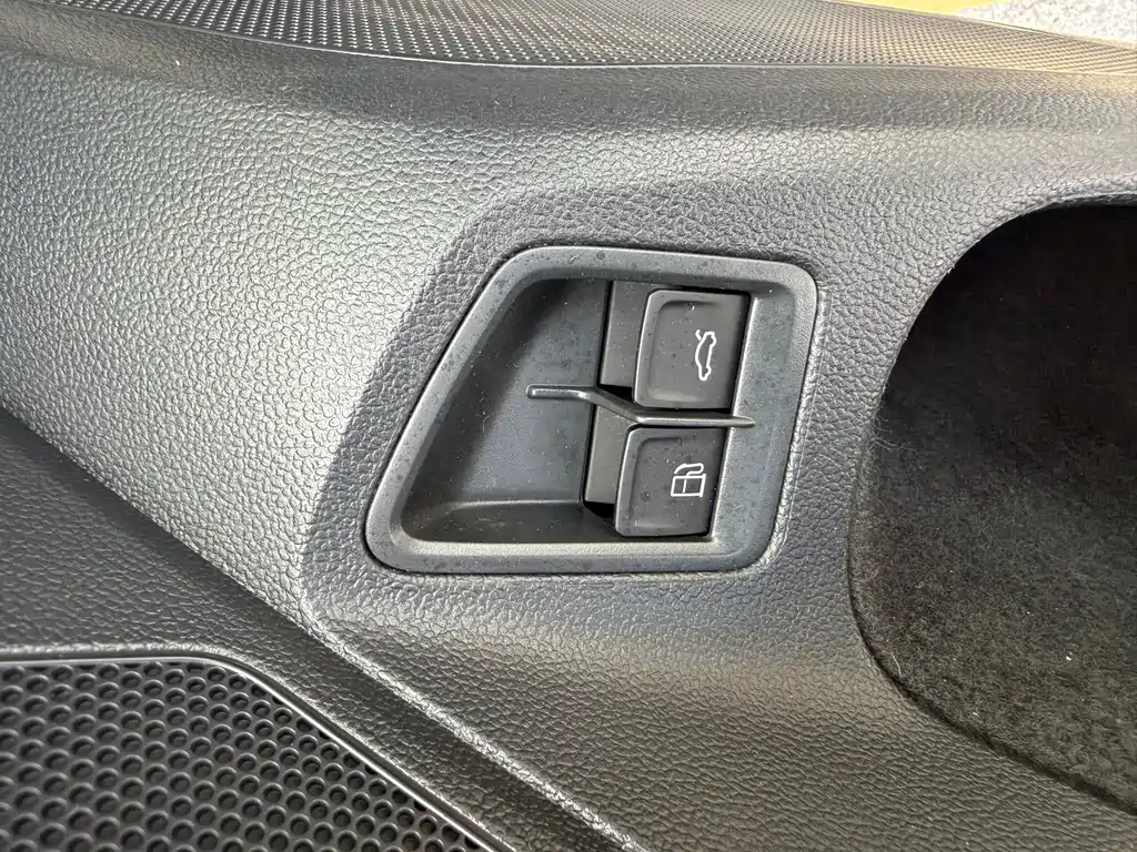 Volkswagen Magotan PHEV — миниатюра 26