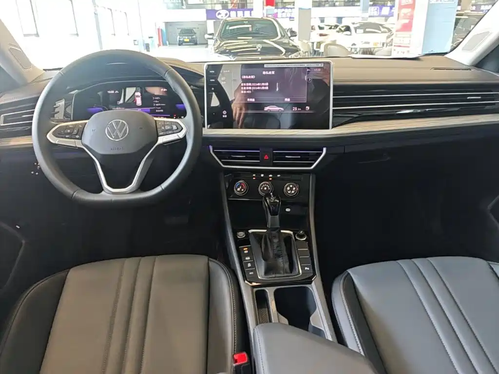 Volkswagen Sagitar — миниатюра 10