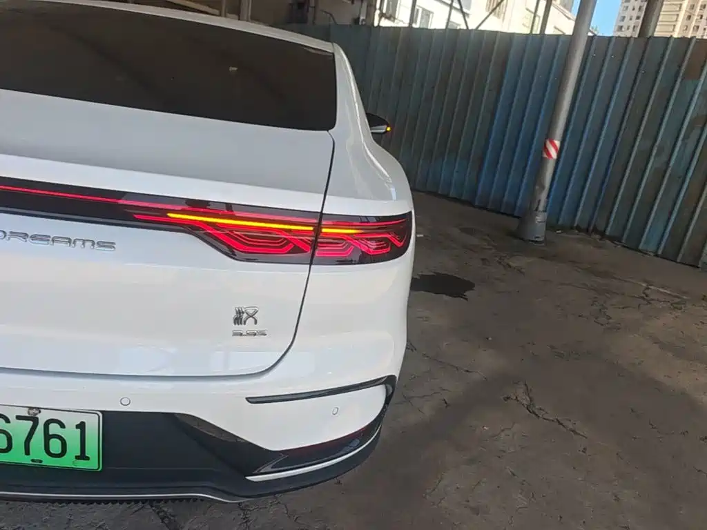 BYD Han — миниатюра 8