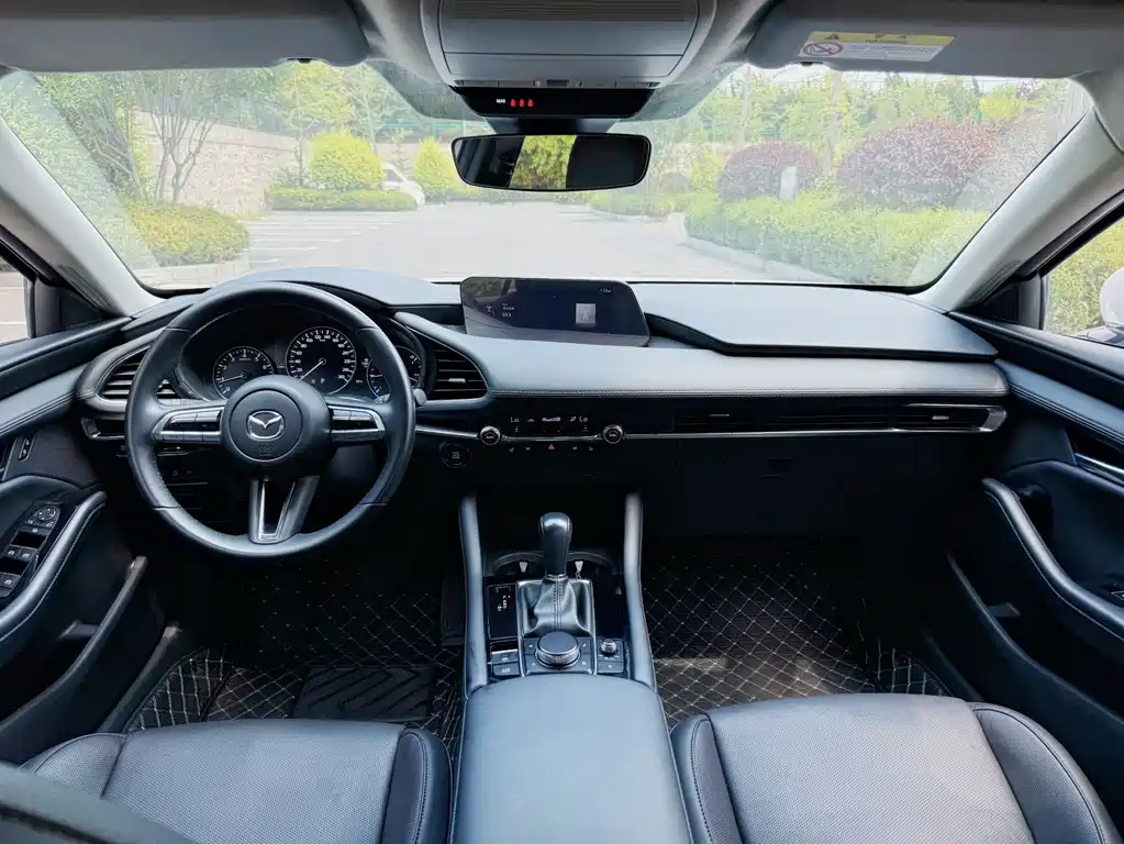 Mazda 3 Axela — миниатюра 8